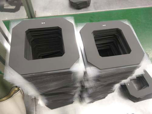 全力以赴，共渡難關